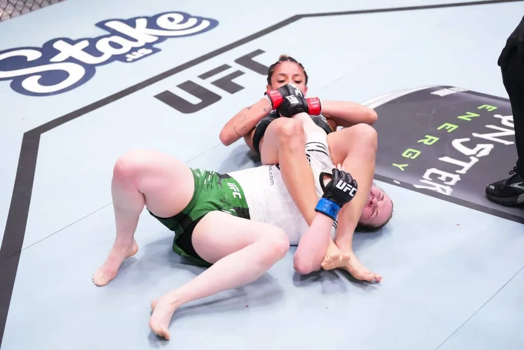 UFC Vegas 88: Brasileira d&aacute; aula de jiu-j&iacute;tsu com finaliza&ccedil;&atilde;o impressionante