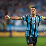 Alvo do Inter Miami, Luis Su&aacute;rez marca em despedida no Gr&ecirc;mio