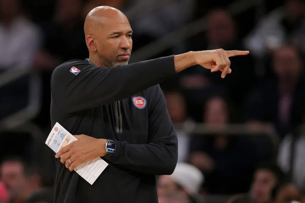 NBA ou NFL? T&eacute;cnico dos Pistons explana falta clara n&atilde;o marcada: &lsquo;&Eacute; rid&iacute;culo&rsquo;