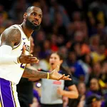 Lebron fala sobre os 40 mil pontos na NBA: &lsquo;&Eacute; maior coisa da minha&nbsp;carreira?&rsquo;