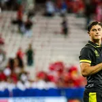 NFL: Chiefs fazem acordo com astro do rugby para se juntar a Kelce e Mahomes