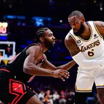NBA: LeBron James retorna, mas Chicago Bulls vence e frustra os Lakers