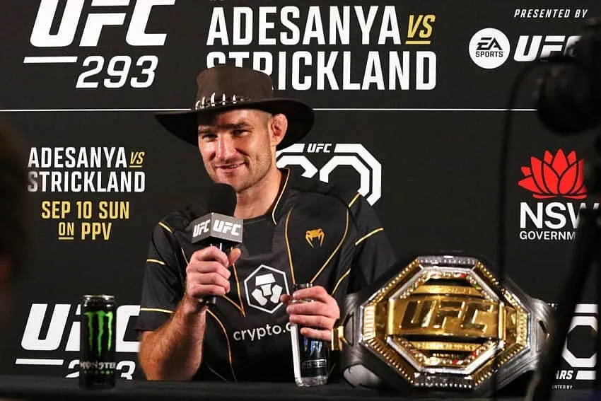 UFC 297: Sean Strickland faz grave amea&ccedil;a antes de duelo contra Dricus du Plessis