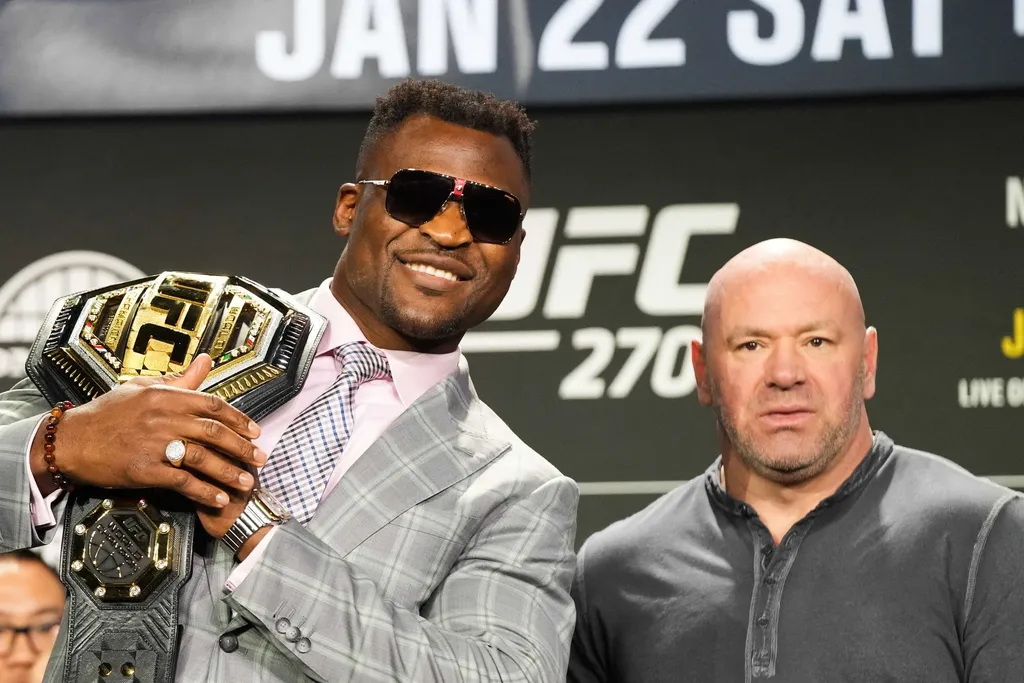 Ngannou confronta Dana White e revela motivo chocante por sa&iacute;da do UFC