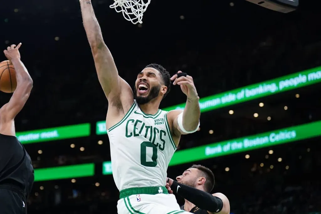 Tatum diminui Celtics ap&oacute;s 2&ordf; derrota nos Playoffs: &lsquo;N&atilde;o somos um super time&rsquo;