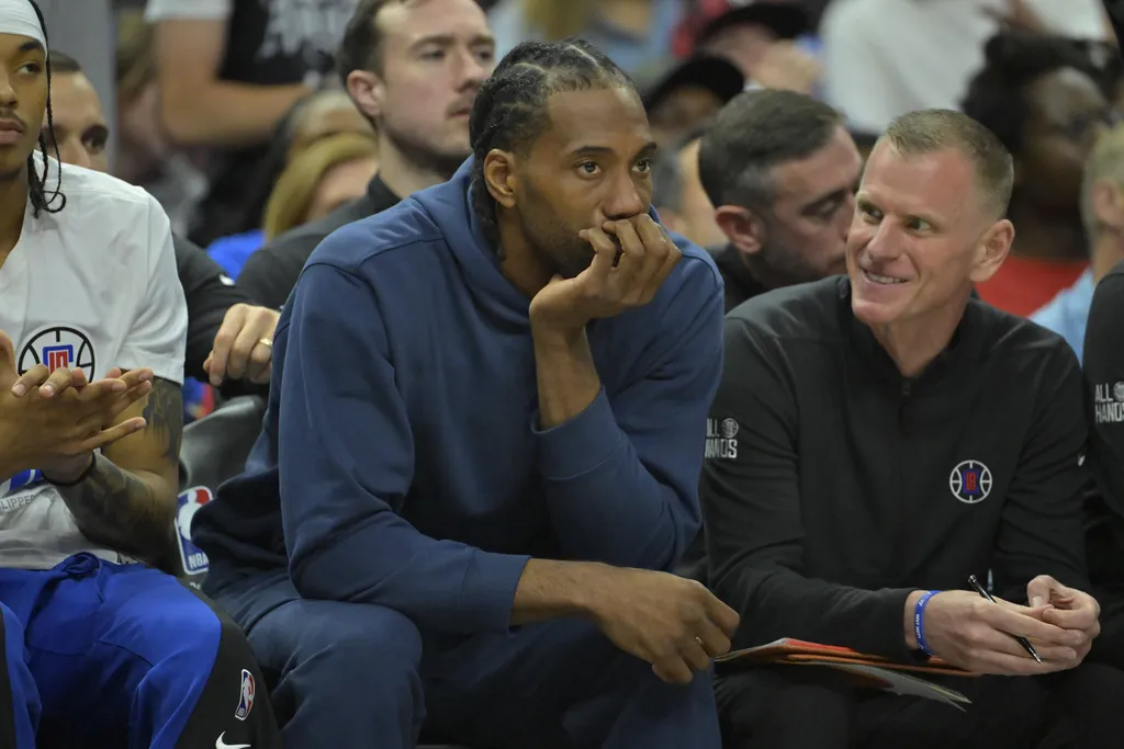 NBA Playoffs 2024: Clippers sem esperan&ccedil;as? Kawhi Leonard est&aacute; fora do Jogo 6 contra os Mavericks
