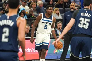 ‘Vai ganhar um campeonato’, diz Stephen A. Smith sobre joia da NBA