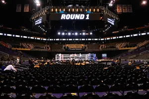 Ex-BBB é desafiado por Marcelinho Carioca e treina com lutador do UFC