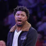 NBA: sem jogar h&aacute; 2 meses, Marcus Smart &eacute; expulso por xingar arbitragem