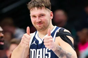 NBA: Doncic anota triplo-duplo, e até técnico dos Spurs tira o chapéu