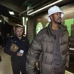 Jimmy Butler consegue permiss&atilde;o da NBA para &lsquo;descansar&rsquo; e desfalca Heat