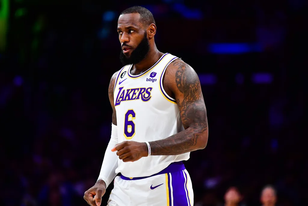 Filme de LeBron tem trama emocionante e astro de &lsquo;Stranger Things&rsquo;; assista ao trailer