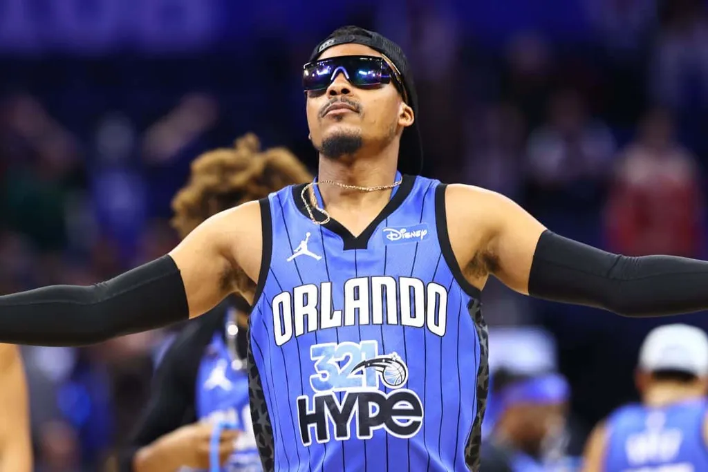 NBA: Celebridades brasileiras marcam presen&ccedil;a em jogo do Orlando Magic
