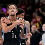 NBA: Trae Young dribla m&aacute; fase dos Hawks e entra para lista curta de recorde