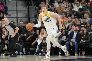 NBA: Lauri Markkanen lidera Utah Jazz em vitória contra San Antonio Spurs