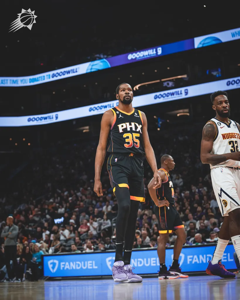 NBA: Kevin Durant volta a provocar lenda da NBA em entrevista