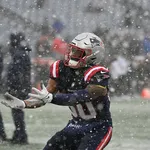 NFL: Jogador dos Patriots &eacute; preso por liga&ccedil;&atilde;o em esquema de apostas