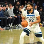 NBA: Karl-Anthony Towns comanda vit&oacute;ria dos Timberwolves sobre o Magic