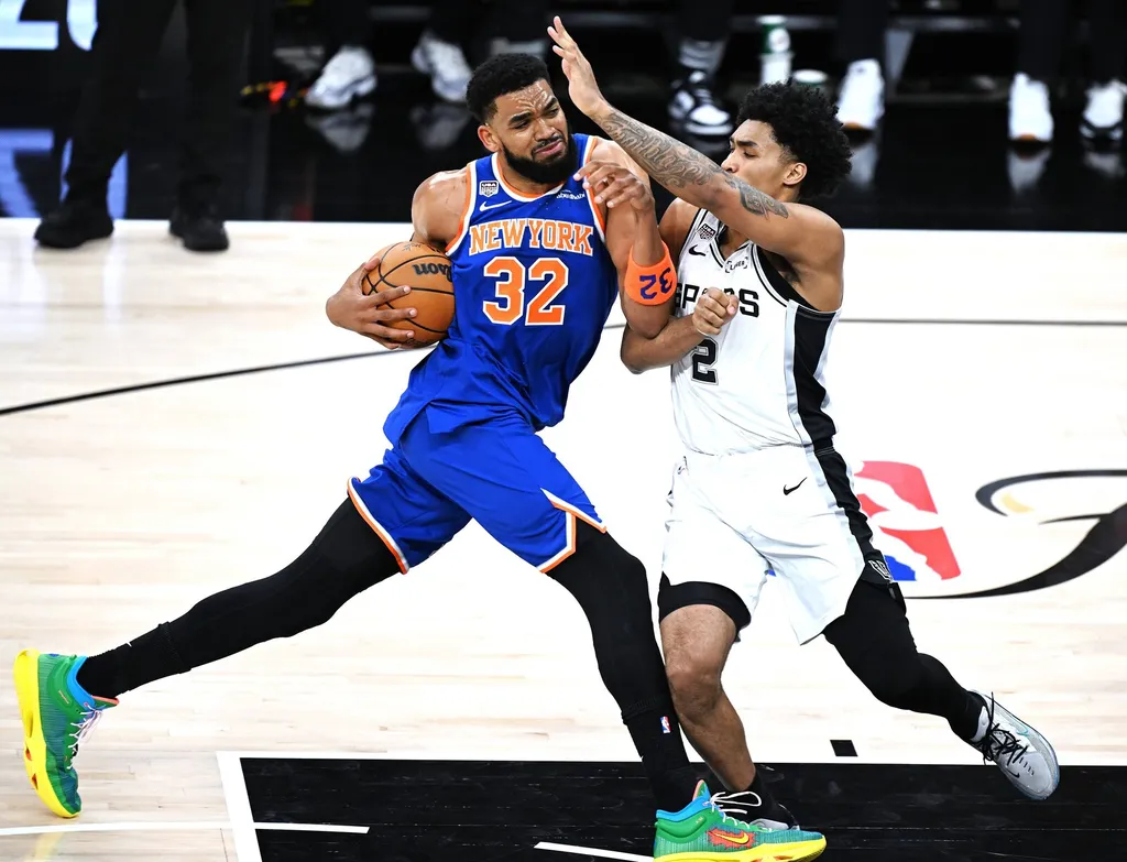 [NBA] Knicks pedem desconto a Karl-Anthony Towns e renova&ccedil;&atilde;o de 276 milh&otilde;es trava