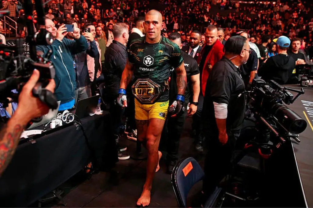 UFC: Lenda do MMA analisa reinado de Poatan: &lsquo;Vai ser destru&iacute;do&rsquo;