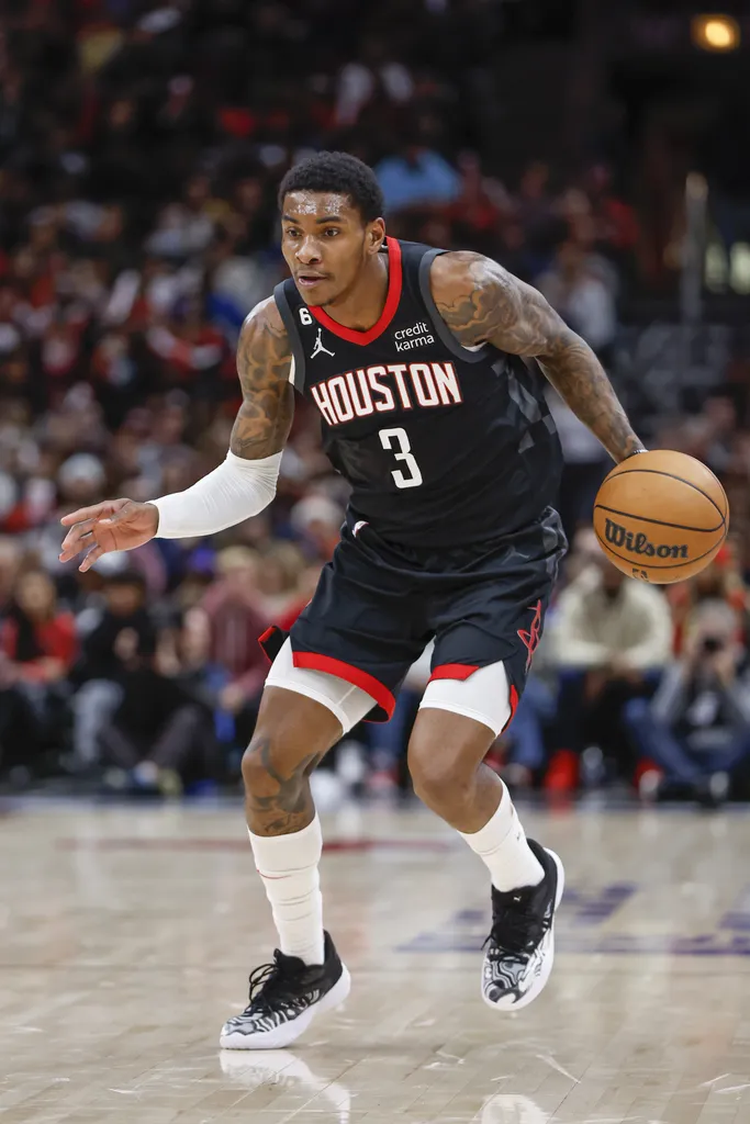 Houston Rockets tenta se livrar de Kevin Porter Jr. ap&oacute;s pris&atilde;o por agress&atilde;o