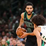 NBA: Celtics confirmam favoritismo e vencem Bucks em casa