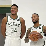NBA: Giannis enterra possibilidade de sair dos Bucks ap&oacute;s chegada de Lillard