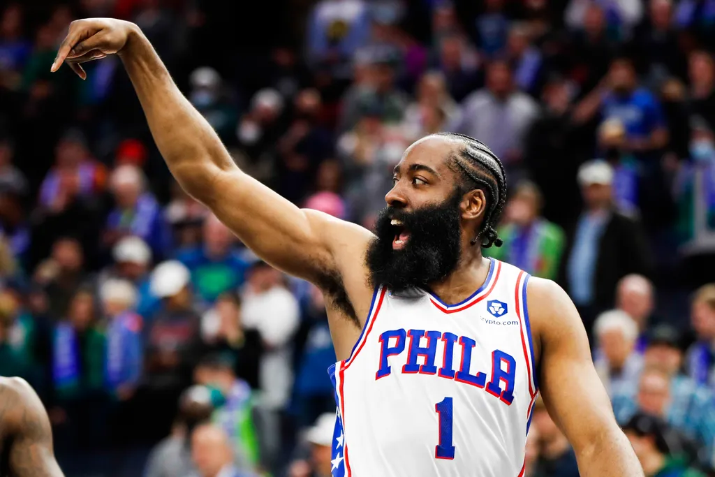 NBA: Subestimado por n&atilde;o ter anel, James Harden soma n&uacute;meros hist&oacute;ricos
