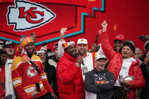 ‘Precisamos de você’: Travis Kelce faz apelo desesperado a companheiro de Chiefs