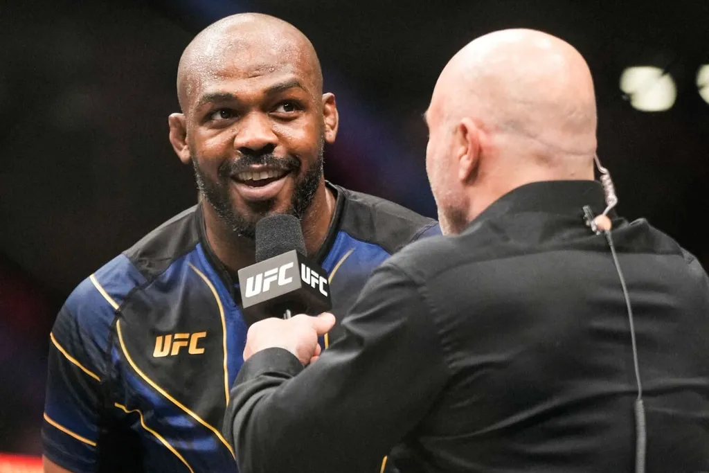 Jones desafia Miocic e &eacute; respondido pelo ex-campe&atilde;o; Ngannou se manifesta