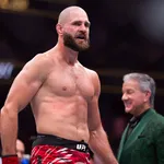 [UFC] Os dois cintur&otilde;es do UFC 333 caminham para os cart&otilde;es dos ju&iacute;zes