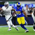 NFL: Packers assinam com running back ex-Raiders e dispensam veteranos