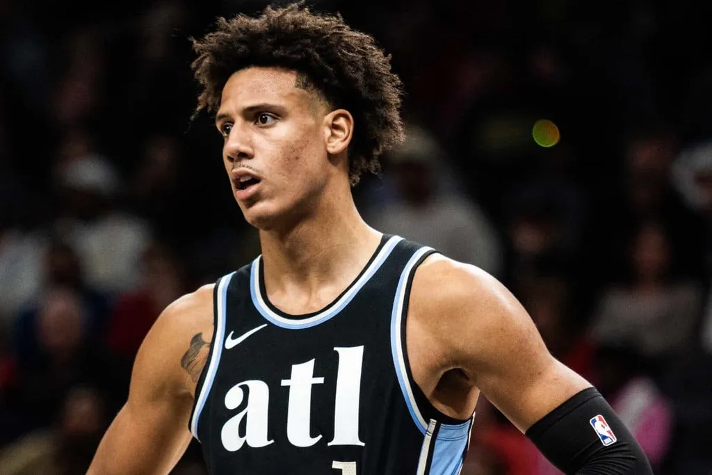 NBA: destaque dos Hawks sofre les&atilde;o s&eacute;ria e desfalcar&aacute; pr&oacute;ximos jogos
