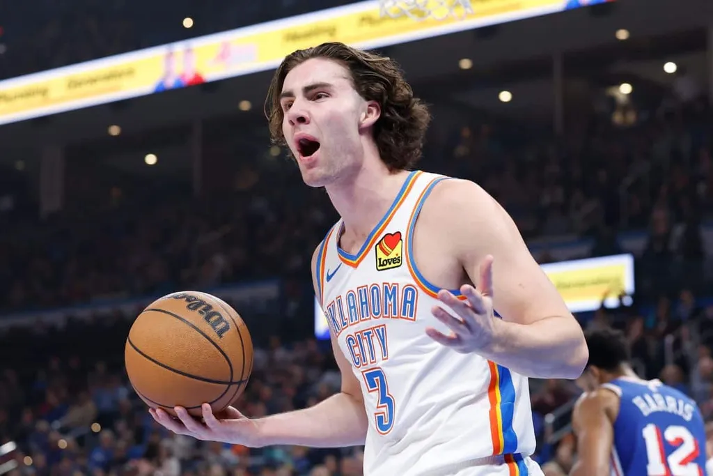 NBA: Thunder ignora pol&ecirc;mica, escala Josh Giddey e perde para 76ers