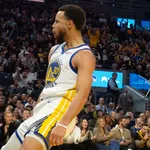 NBA: Stephen Curry faz &lsquo;dancinha&rsquo; inusitada em vit&oacute;ria dos Warriors