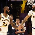 NBA Playoffs 2024: LeBron e Davis evitam varrida dos Nuggets, e Lakers sobrevivem
