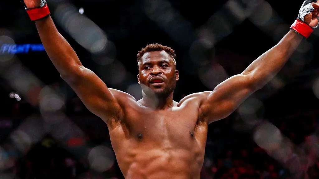 MMA: Francis Ngannou define futuro e ser&aacute; &lsquo;presidente&rsquo; em rival do UFC
