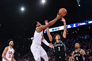NBA: Com 45 pontos de Mitchell, confusão e atropelo, Cavs vencem os Nets em Paris
