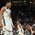 NBA: Giannis Antetokounmpo acerta renova&ccedil;&atilde;o com o Milwaukee Bucks