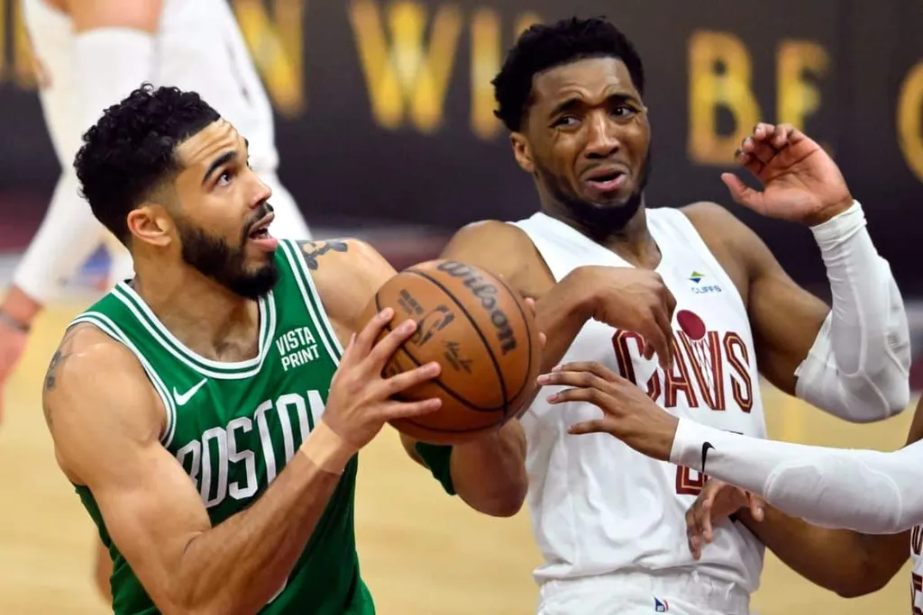NBA Playoffs 2024: Celtics superam press&atilde;o e vencem o Jogo 3 em Cleveland