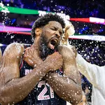 NBA: Desde novembro? Embiid conta que n&atilde;o est&aacute; 100% h&aacute; meses