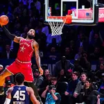 NBA: LeBron James &eacute; respons&aacute;vel por arruinar torneio de enterradas, diz comentarista