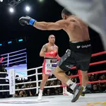 Boxe: Pop&oacute; agradece Bambam ap&oacute;s nocaute, mas avisa: &lsquo;N&atilde;o quero ser seu amigo&rsquo;