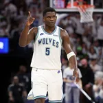 Edwards nega uso de oxig&ecirc;nio em Jogo 2 das Finais do Oeste NBA:&nbsp;&lsquo;Estava&nbsp;bem&rsquo;