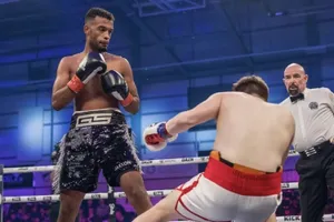 Boxe: filho de Anderson Silva vence com nocaute avassalador