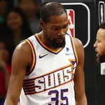 NBA: Kevin Durant humilha, e Suns vencem Warriors em jogo quente