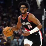 NBA: Scoot Henderson faz seu melhor jogo e anota 1&ordm; duplo-duplo da carreira