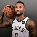 NBA: Bucks definem data de estreia de Damian Lillard na pr&eacute;-temporada