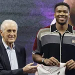 [NBA] Fran&ccedil;a passa o Canad&aacute; com 17 jogadores, e o Brasil segue com um