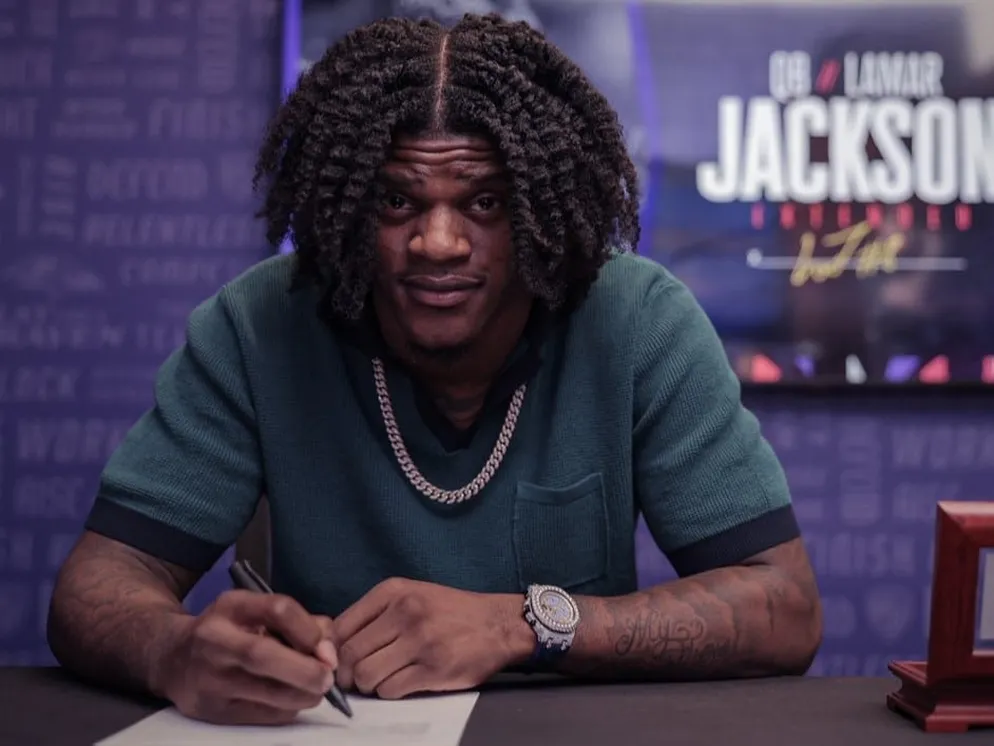 Lamar Jackson NFL. Foto: Reprodu&ccedil;&atilde;o/Twitter/@Ravens